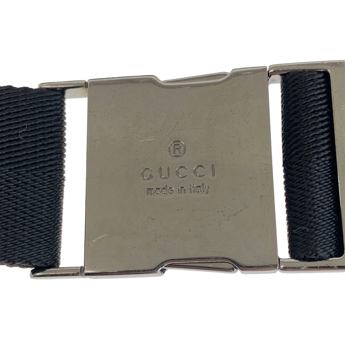 13561
GUCCI グッチ ブラック 黒 シルバー金具 GGキャンバス ボディバッグ バムバッグ ウエストポーチ  レディース