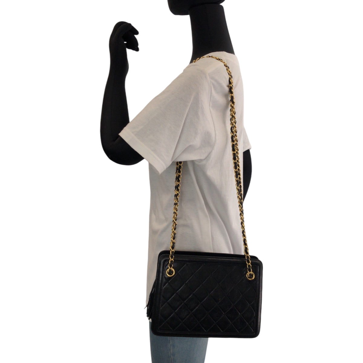13566
CHANEL シャネル ヴィンテージ マトラッセ フリンジ タッセル ブラック 黒 ゴールド金具 ラムスキン チェーンショルダーバッグ 肩掛け  レディース