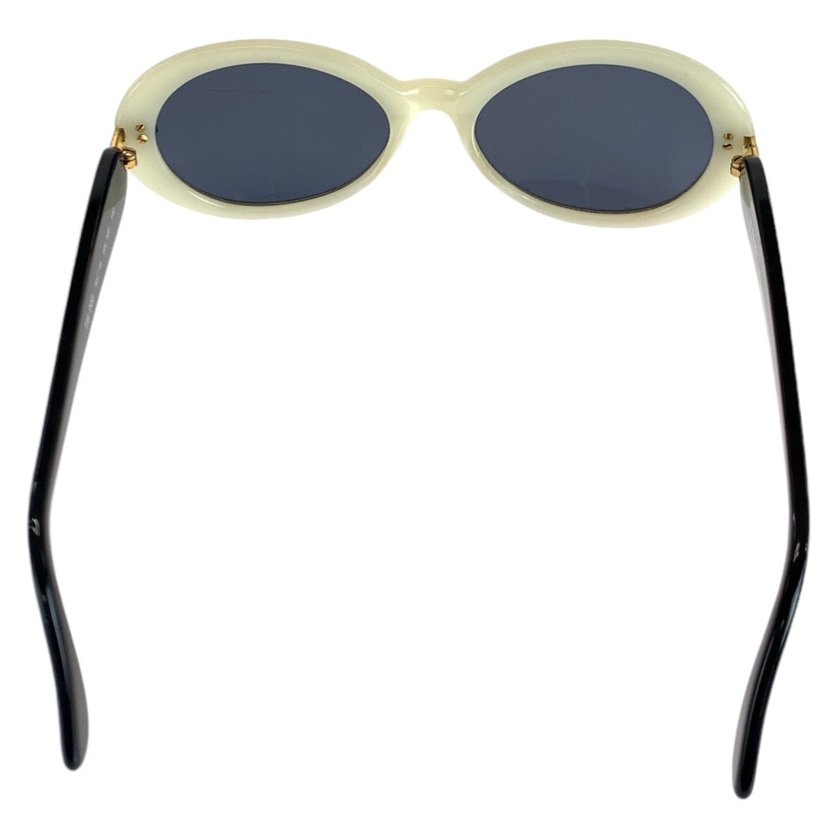 FENDI フェンディ ヴィンテージ ホワイト ブラック ゴールド金具 プラスチック FS 203 55◻︎18 col. 105 サングラス 男女兼用 オーバル  レディース