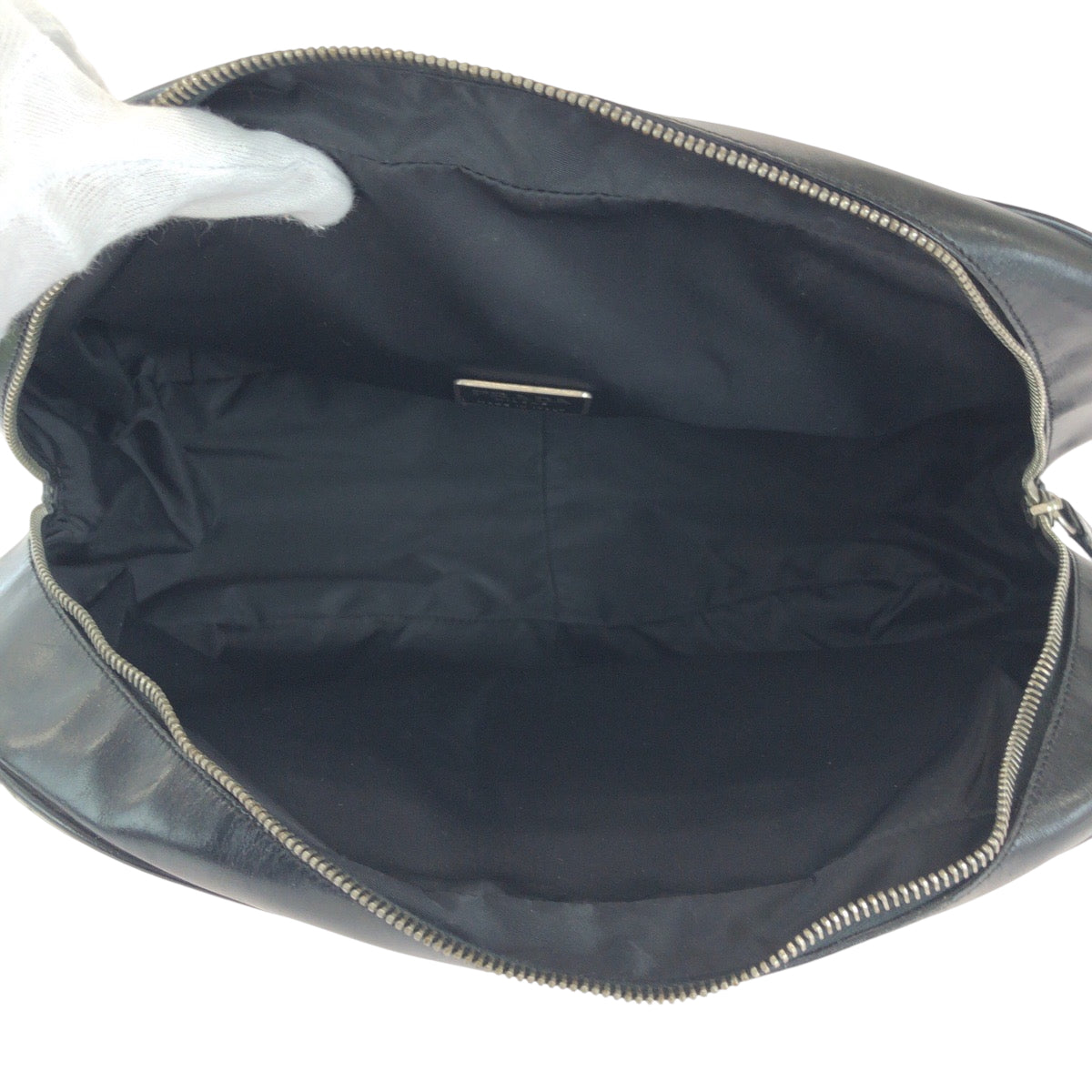 14158
PRADA プラダ ロゴ ホワイト ブラック シルバー金具 レザー ボストンバッグ ボーリングバッグ  レディース