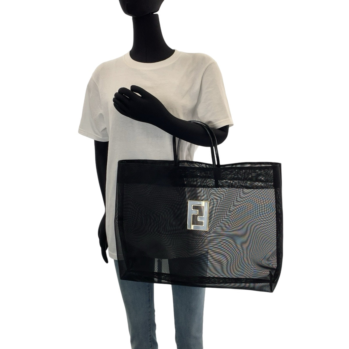 13614
FENDI フェンディ メッシュ ロゴ ブラック 黒 ゴールド金具 ポリエステル トートバッグ ハンドバッグ  レディース