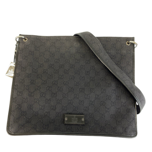 13615
GUCCI グッチ ブラック 黒 シルバー金具 GGキャンバス 90656 斜め掛け ショルダーバッグ  レディース