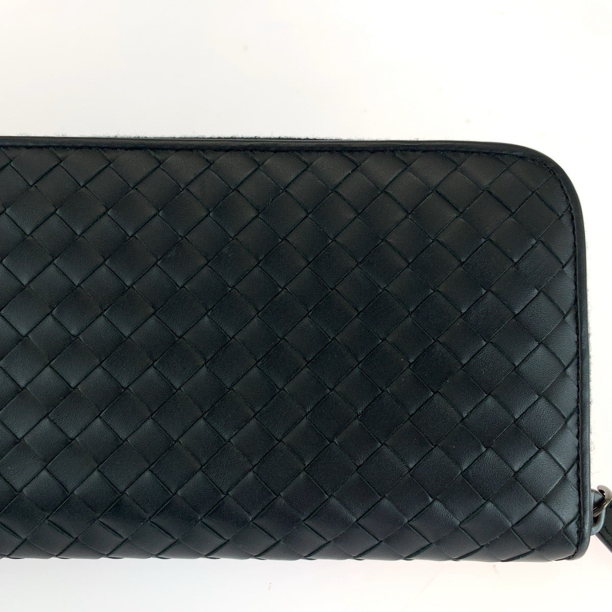 13617
BOTTEGAVENETA ボッテガヴェネタ イントレチャート ブラック 黒 シルバー金具 カーフ 長財布 ラウンドファスナー  メンズ