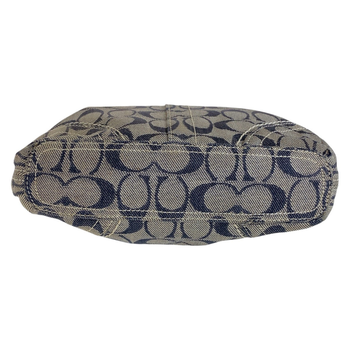 13642
COACH コーチ シグネチャー グレー ホワイト 白 ゴールド金具 キャンバス / レザー 斜め掛け ショルダーバッグ メッセンジャーバッグ  レディース B5