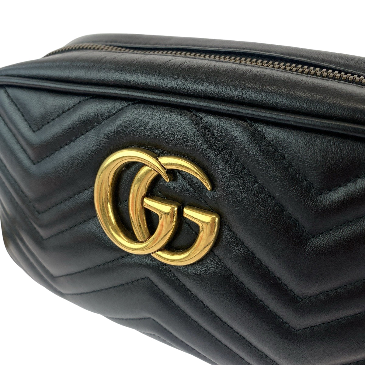 GUCCI グッチ GGマーモント キルティング ブラック 黒 ゴールド金具 レザー 447632 チェーンショルダーバッグ 斜め掛け  レディース