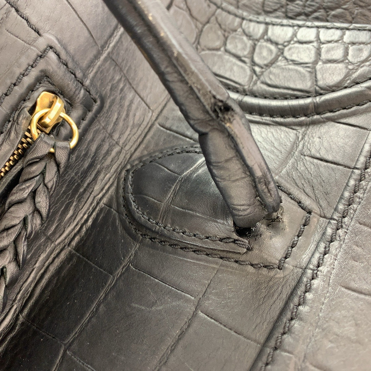 13679
CELINE セリーヌ ラゲージ ファントム 型押し ブラック 黒 ゴールド金具 レザー トートバッグ ハンドバッグ  レディース
