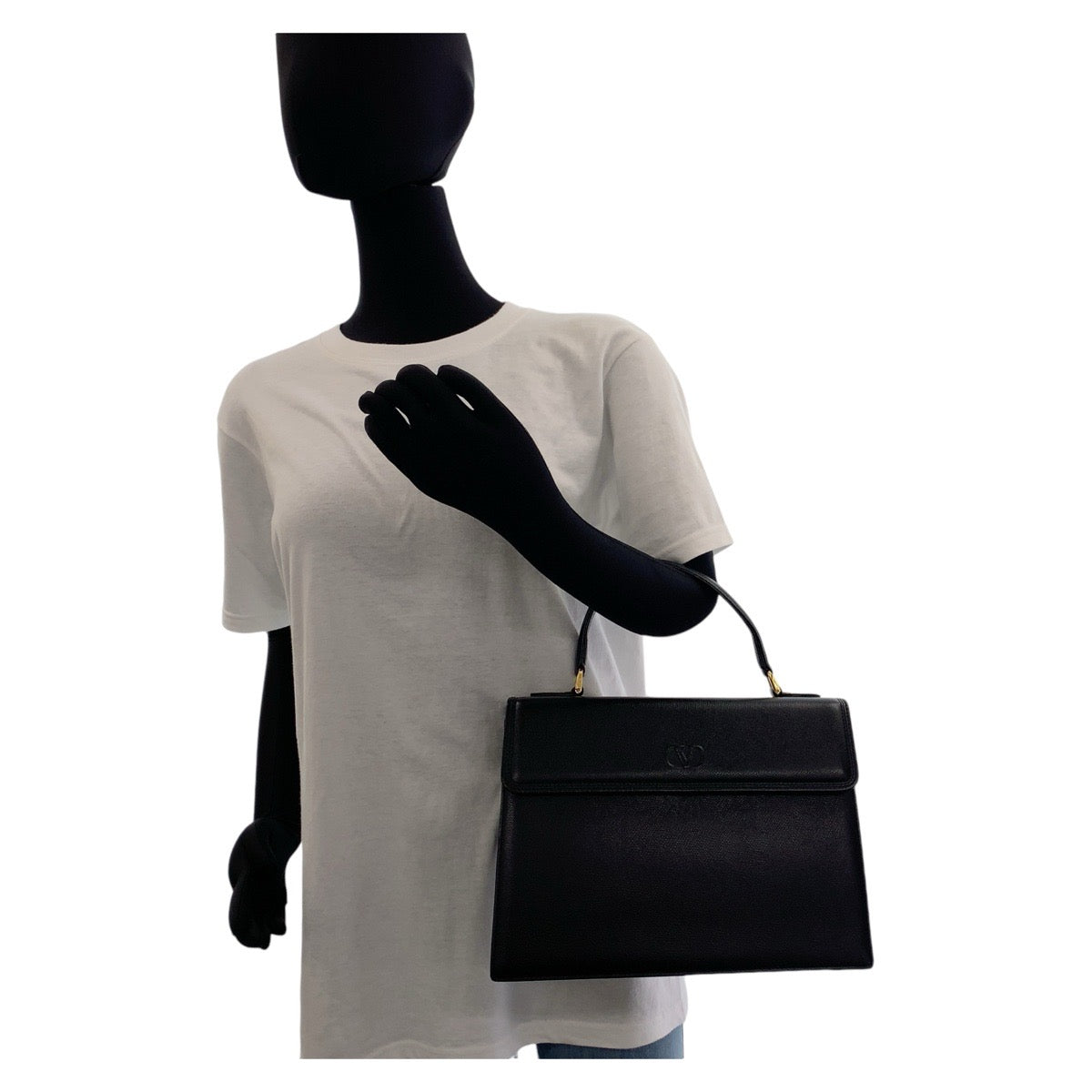 13695
Valentino Garavani ヴァレンティノ ガラヴァーニ ヴィンテージ ケリー型 タッセル ブラック 黒 ゴールド金具 レザー ハンドバッグ  レディース A38