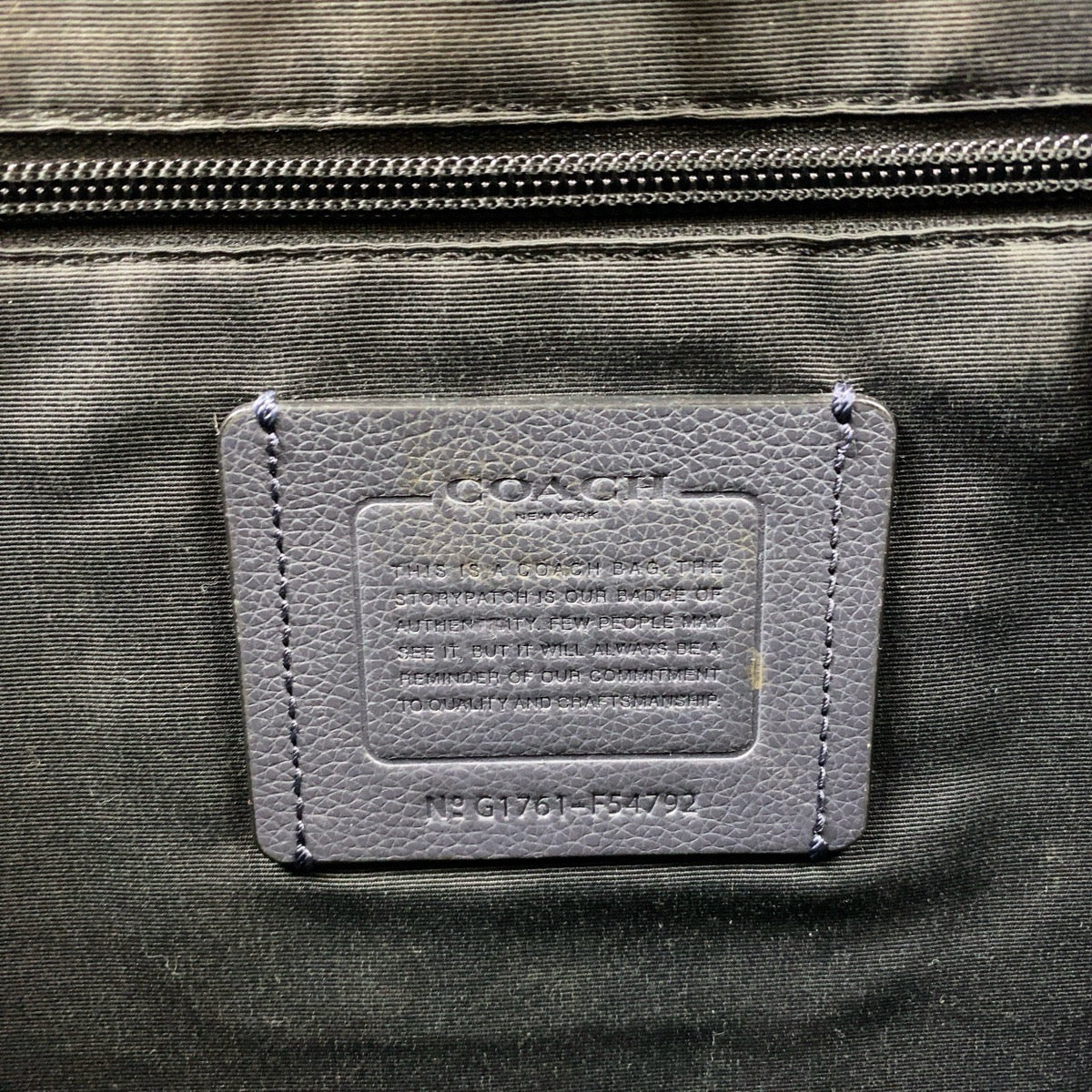 14176
COACH コーチ ネイビー ベージュ シルバー金具 レザー F54792 ショルダーバッグ メッセンジャーバッグ  メンズ