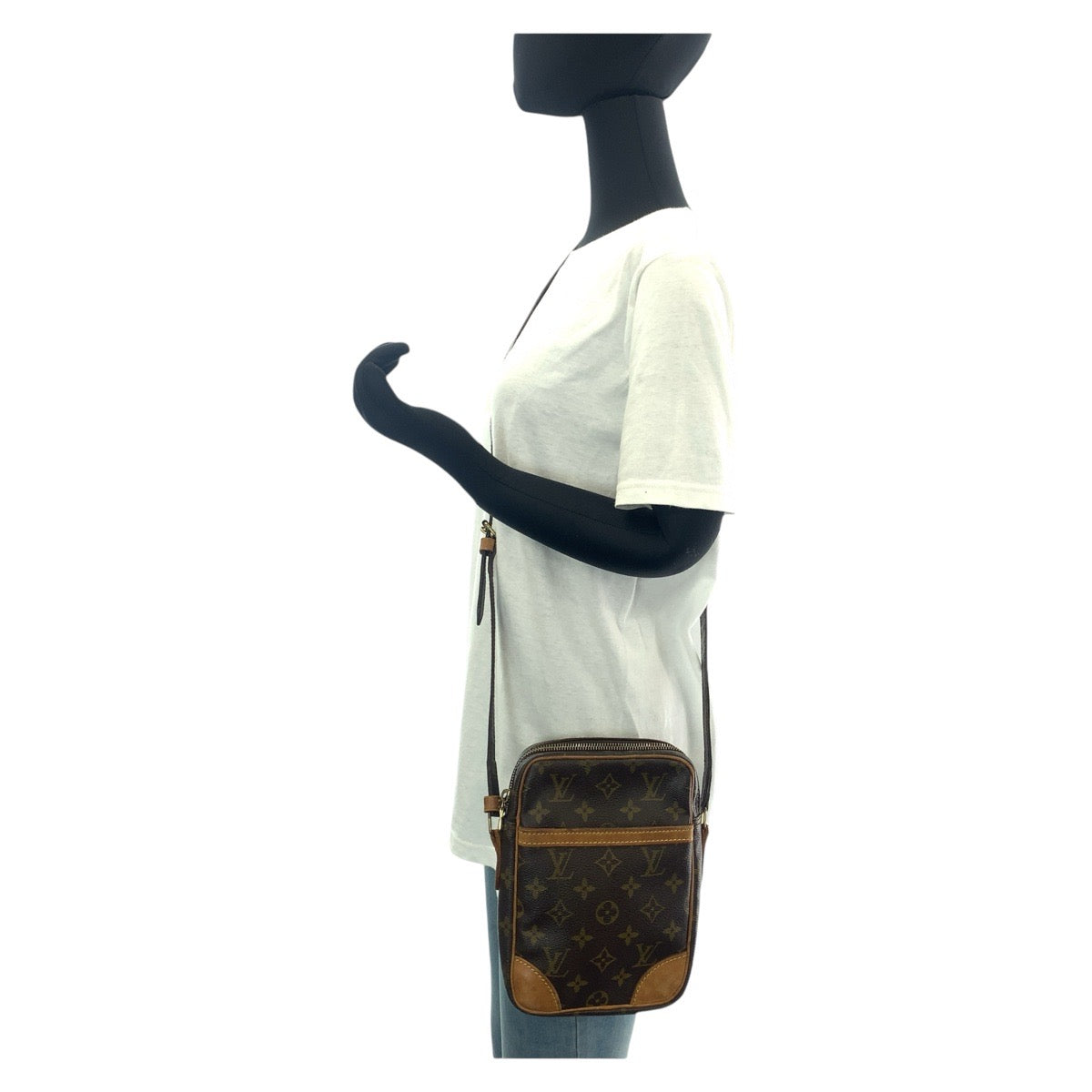 13721
LOUIS VUITTON ルイヴィトン モノグラム ダヌーヴ ブラウン ゴールド金具 PVC / レザー M45266 斜め掛け ショルダーバッグ メッセンジャーバッグ  レディース