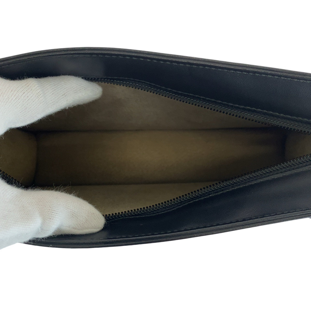 13727
Dunhill ダンヒル ブラック 黒 ゴールド金具 レザー クラッチバッグ セカンドバッグ  メンズ
