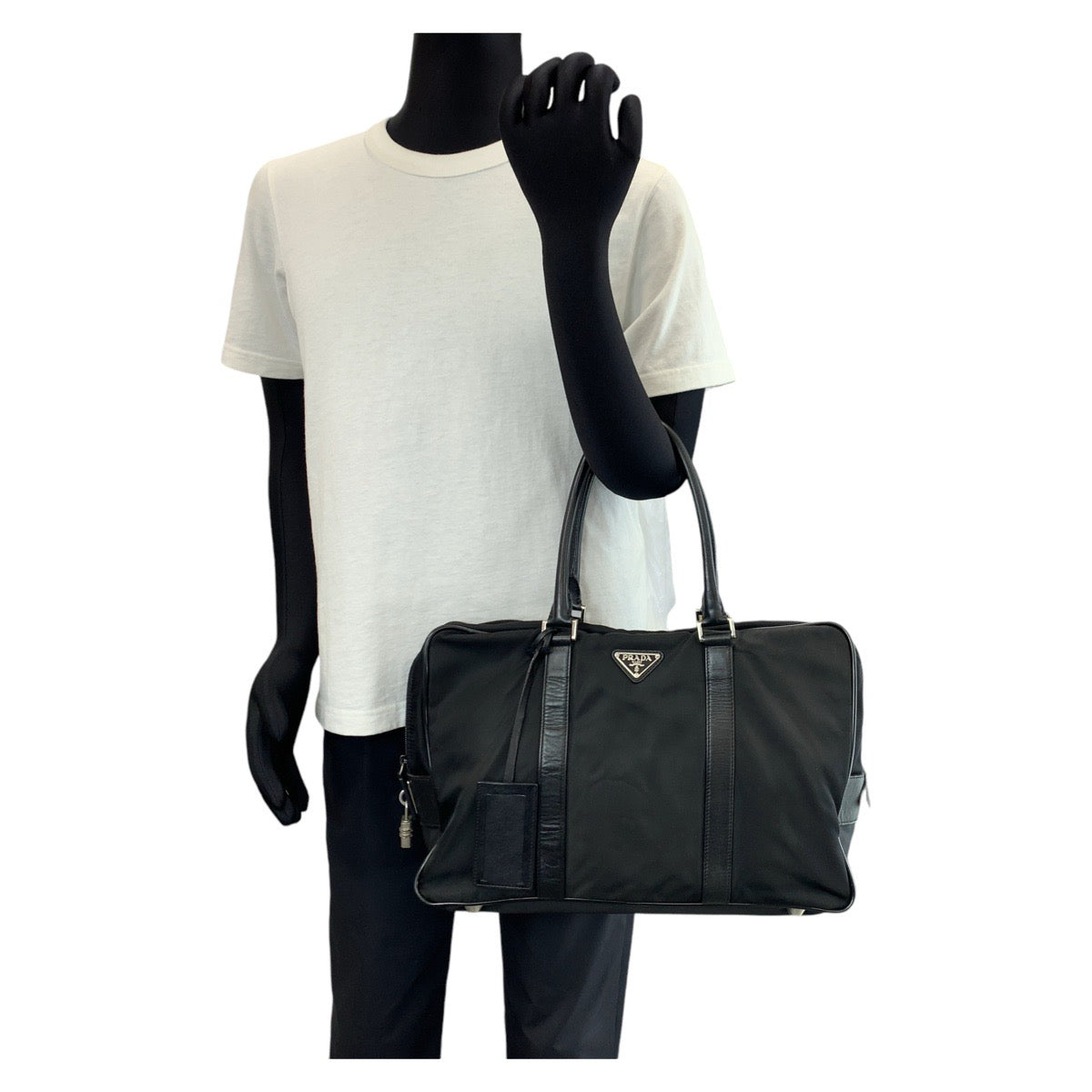 13731
PRADA プラダ テスート 三角ロゴプレート ブラック 黒 シルバー金具 ナイロン / レザー ビジネスバッグ ブリーフケース  メンズ