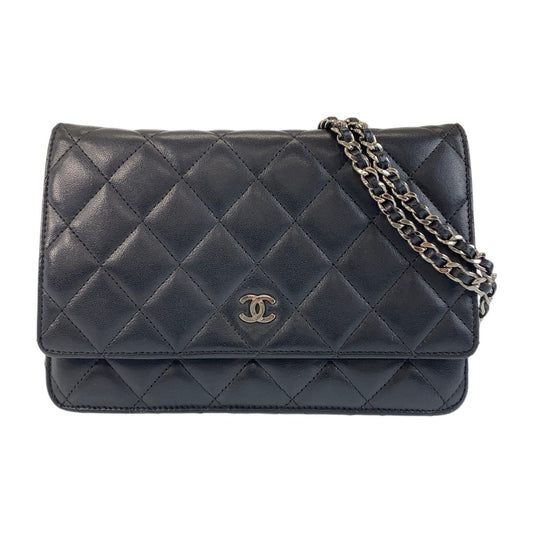 13743
CHANEL シャネル マトラッセ ココマーク ブラック 黒 シルバー金具 ラムスキン 長財布 チェーンウォレット 斜め掛け ショルダーバッグ  レディース