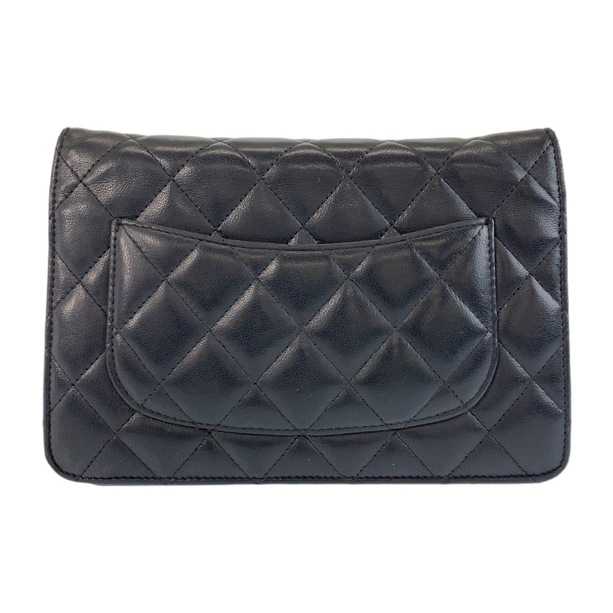 13743
CHANEL シャネル マトラッセ ココマーク ブラック 黒 シルバー金具 ラムスキン 長財布 チェーンウォレット 斜め掛け ショルダーバッグ  レディース