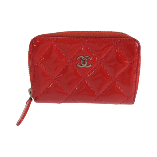 13752
CHANEL シャネル マトラッセ ココマーク レッド シルバー金具 エナメル カードケース コインケース  レディース