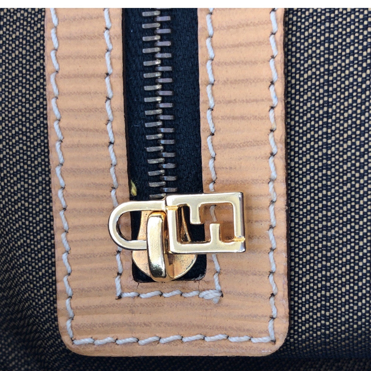 FENDI フェンディ ヴィンテージ ズッカ柄 ブラウン ゴールド金具 キャンバス トートバッグ ボストンバッグ ショルダーバッグ 2WAY  レディース