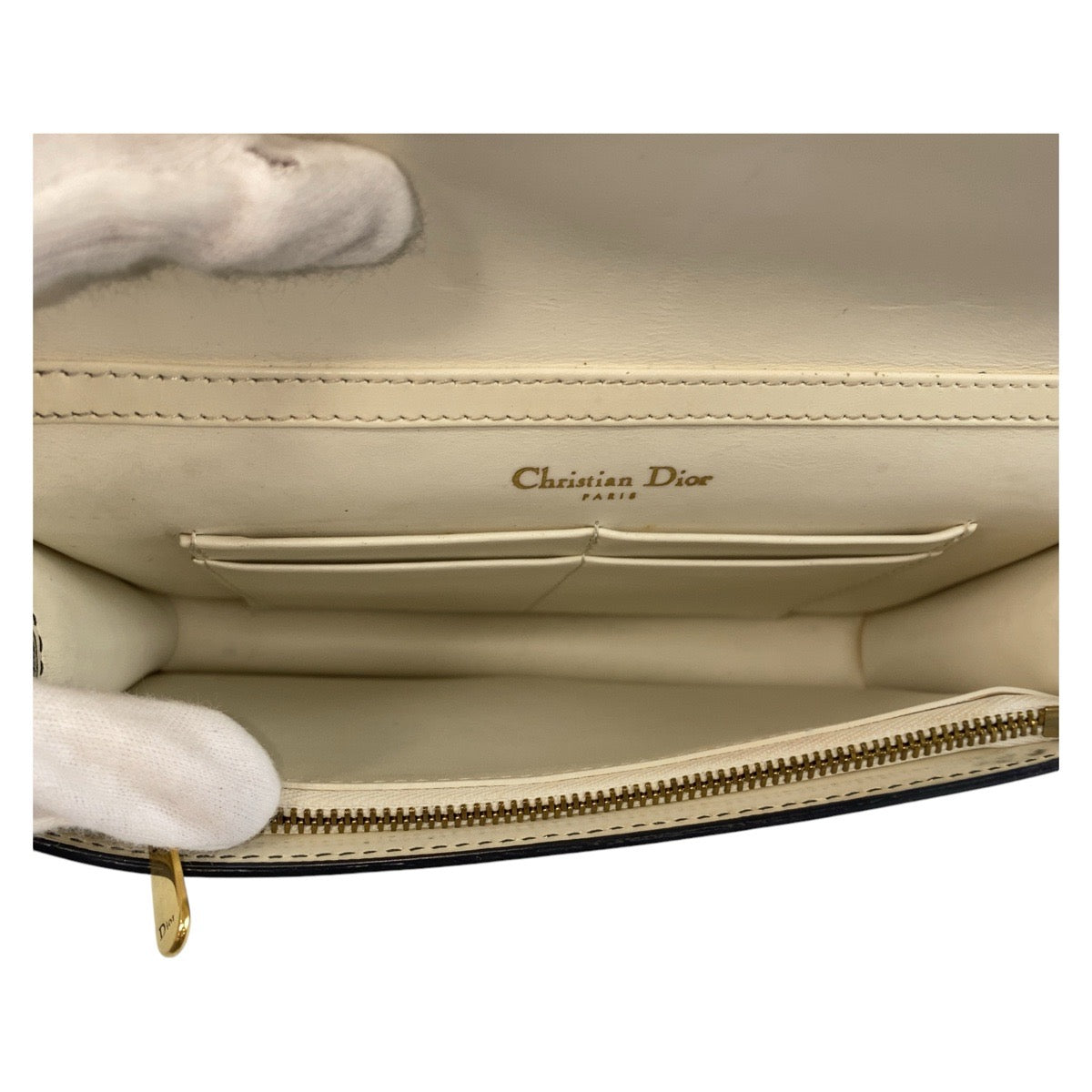 13759
Dior ディオール カナージュ スタッズ ホワイト ゴールド金具 レザー 斜め掛け ショルダーバッグ チェーンウォレット  レディース