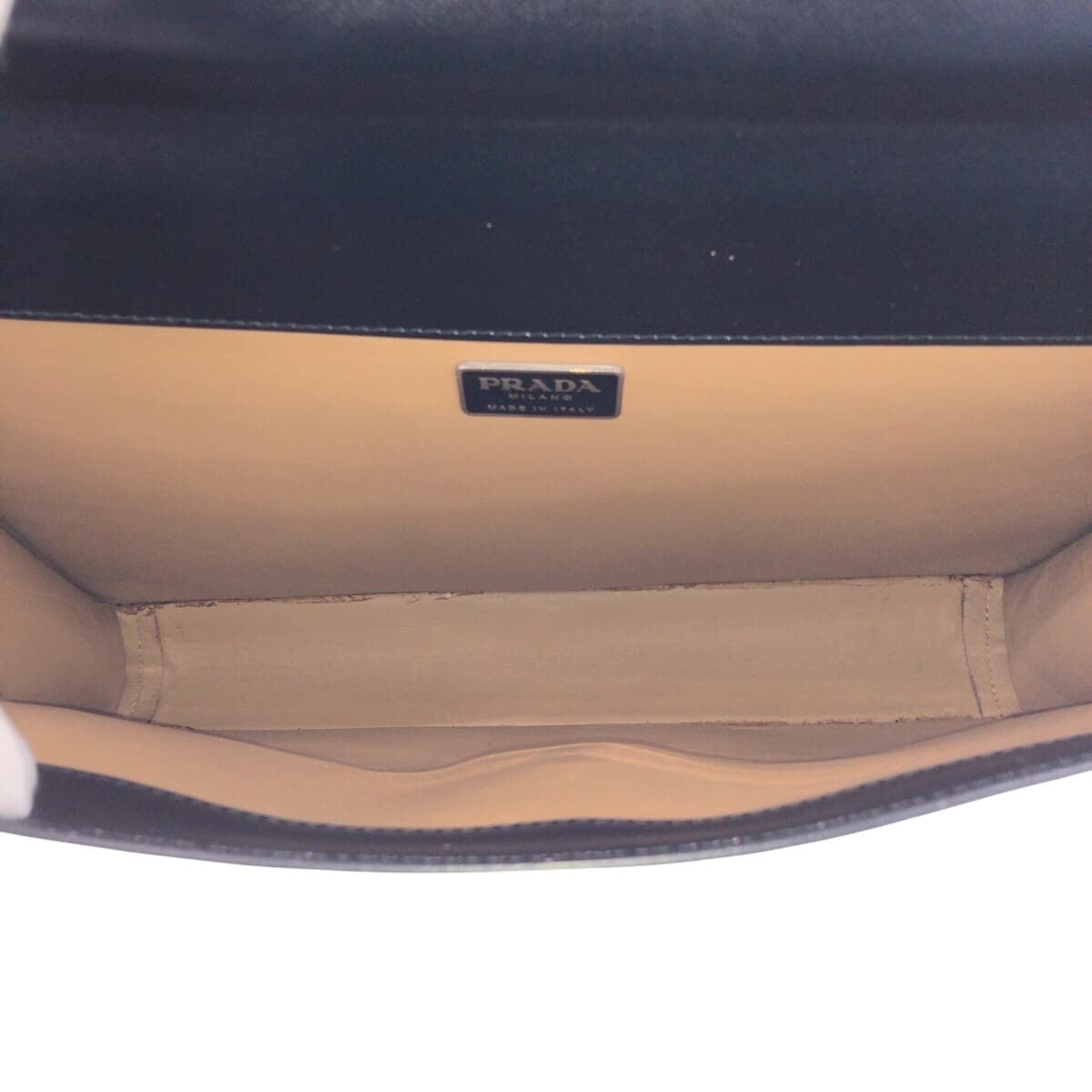 14191
PRADA プラダ サフィアーノ ブラック 黒 シルバー金具 レザー ビジネスバッグ ブリーフケース  メンズ ABP30