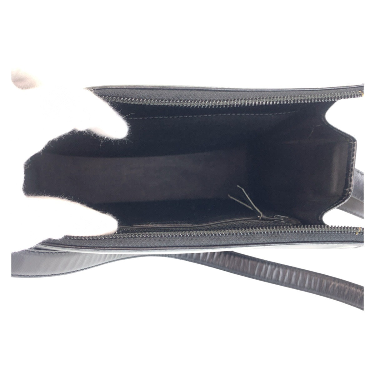 13769
Christian Dior クリスチャンディオール ヴィンテージ ブラック 黒 ゴールド金具 レザー 斜め掛け ショルダーバッグ メッセンジャーバッグ  レディース A39