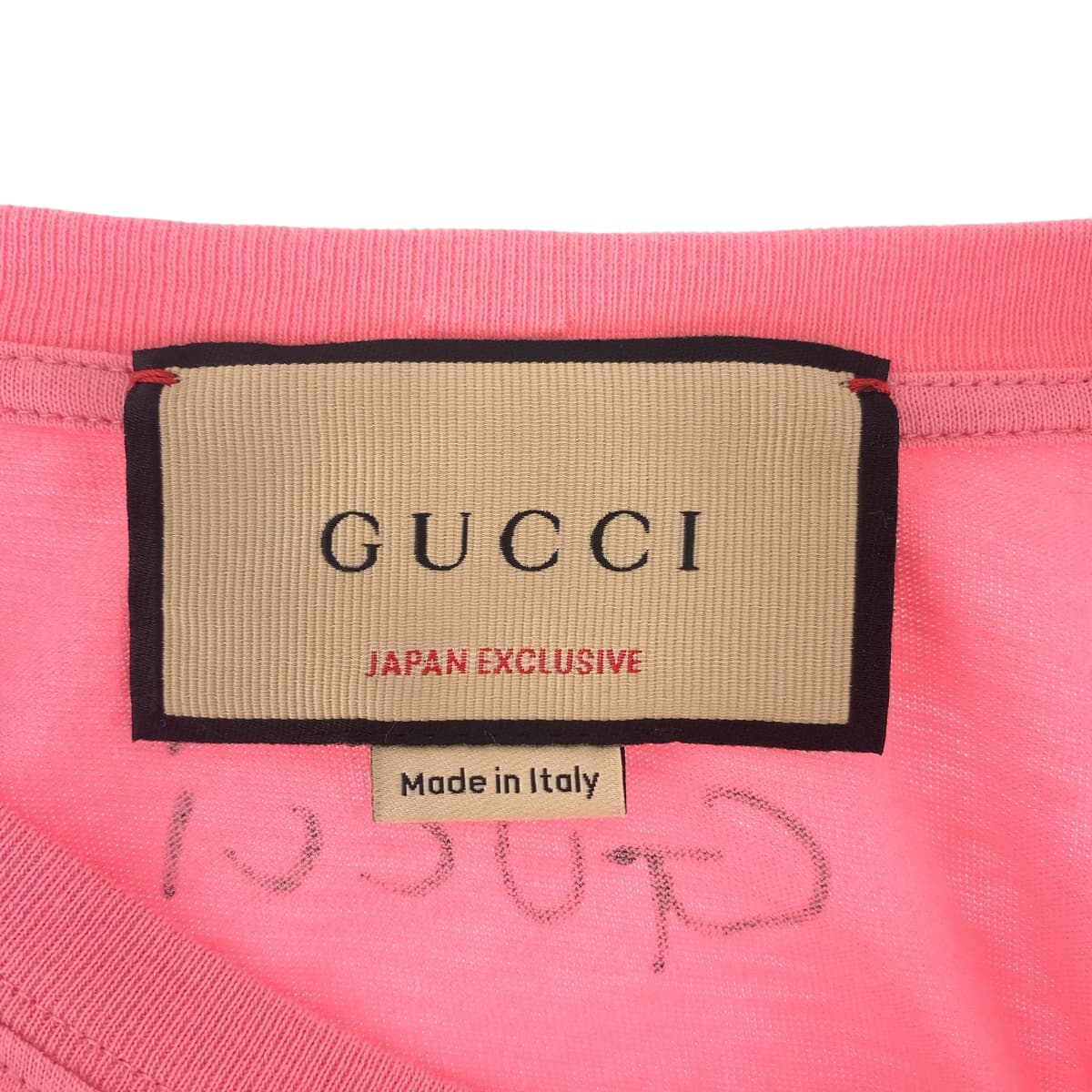 13781
GUCCI グッチ ヒグチユウココラボ サイズS ピンク マルチカラー コットン 548334 半袖Tシャツ カットソー  レディース