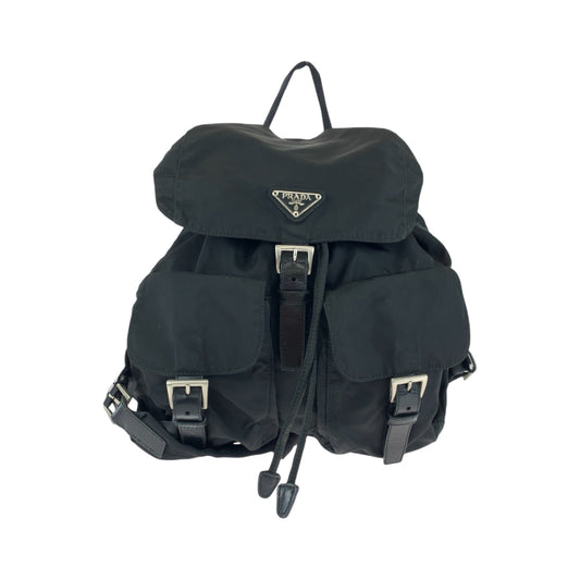 13809
PRADA プラダ テスート 三角ロゴプレート ブラック 黒 シルバー金具 ナイロン B2811 リュックサック バックパック  レディース