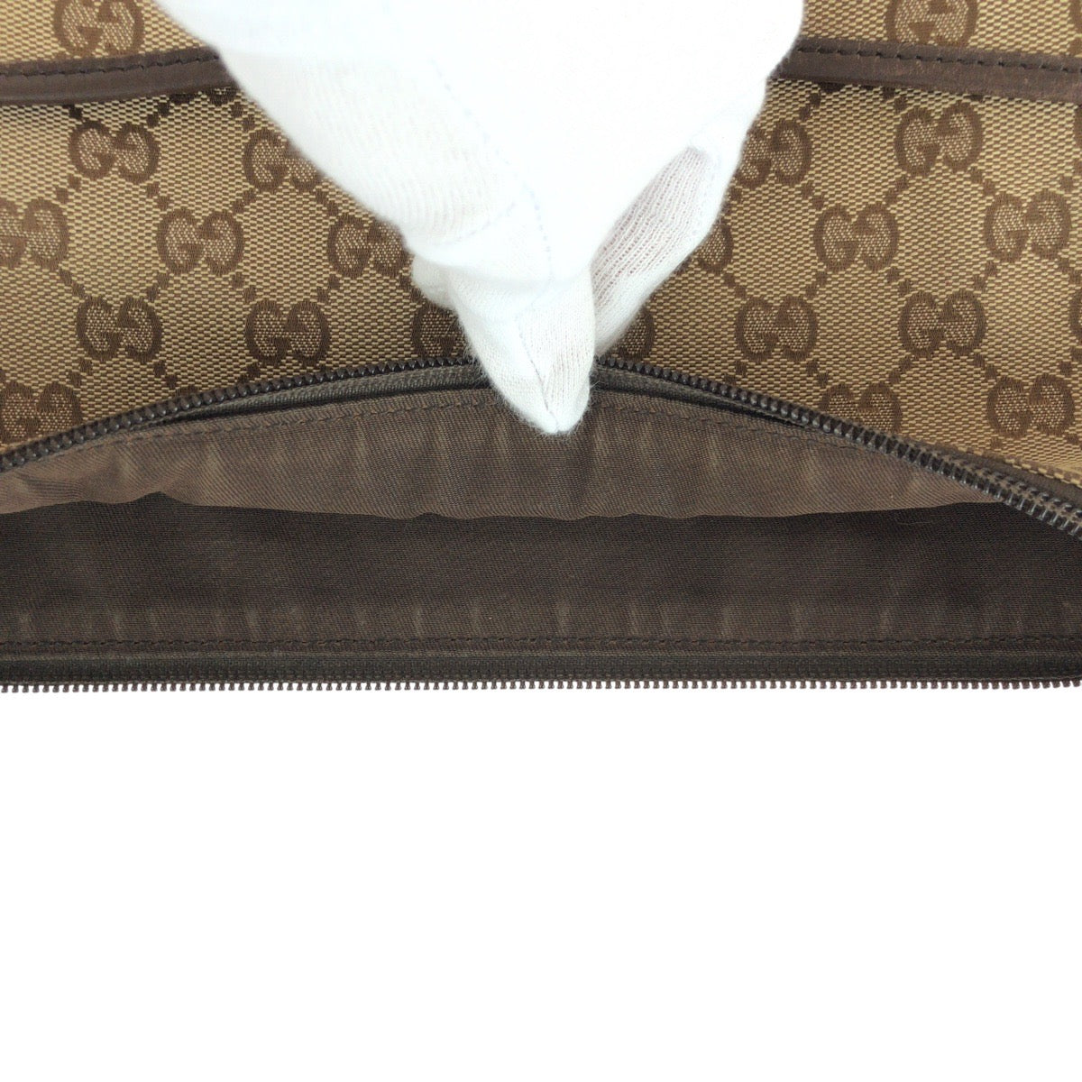 14251
GUCCI グッチ ブラウン ベージュ シルバー金具 GGキャンバス / レザー 145857 ショルダーバッグ ポシェット  レディース