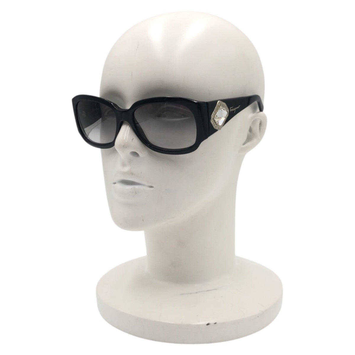 Salvatore Ferragamo サルヴァトーレフェラガモ ブラック 黒 プラスチック 2146 B 101/11 56◻︎17 130 2N サングラス スクエア  レディース