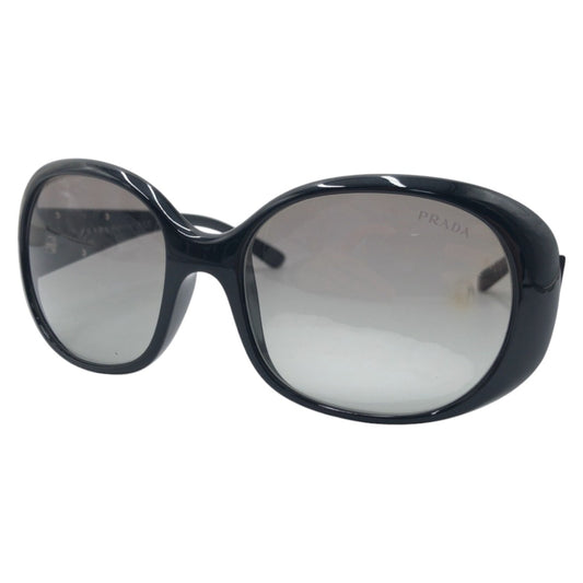 14272
PRADA プラダ 三角ロゴ ブラック 黒 プラスチック SPR27L 5717 1AB 3M1 135 2N サングラス メガネフレーム バタフライ  レディース