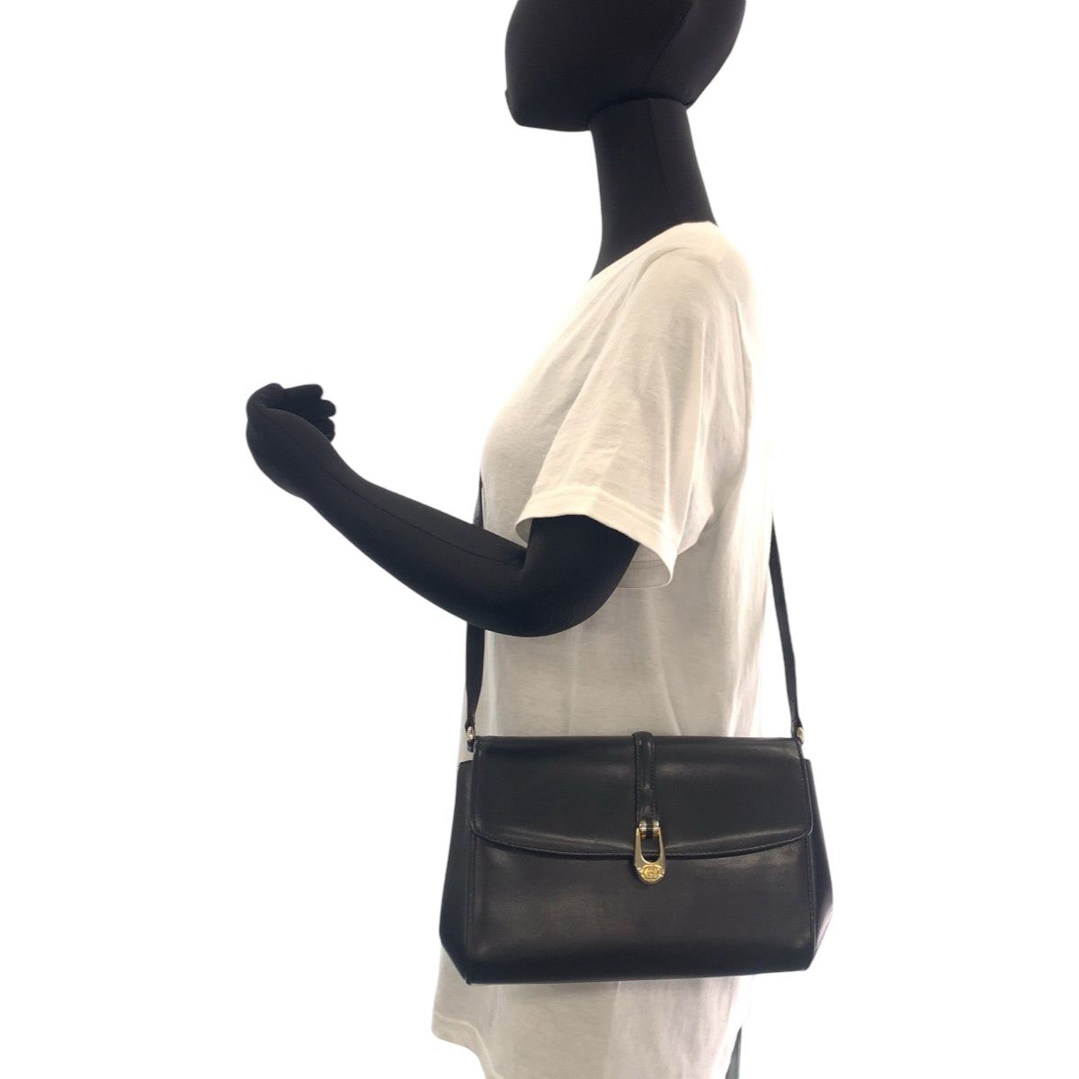 14275
GUCCI グッチ ヴィンテージ オールドグッチ ブラック 黒 ゴールド金具 レザー ショルダーバッグ ポシェット  レディース