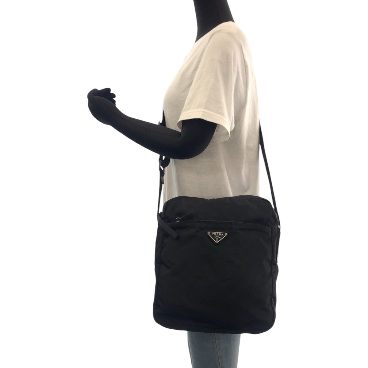 14279
PRADA プラダ テスート 三角ロゴプレート ブラック 黒 シルバー金具 ナイロン ショルダーバッグ ポシェット  レディース