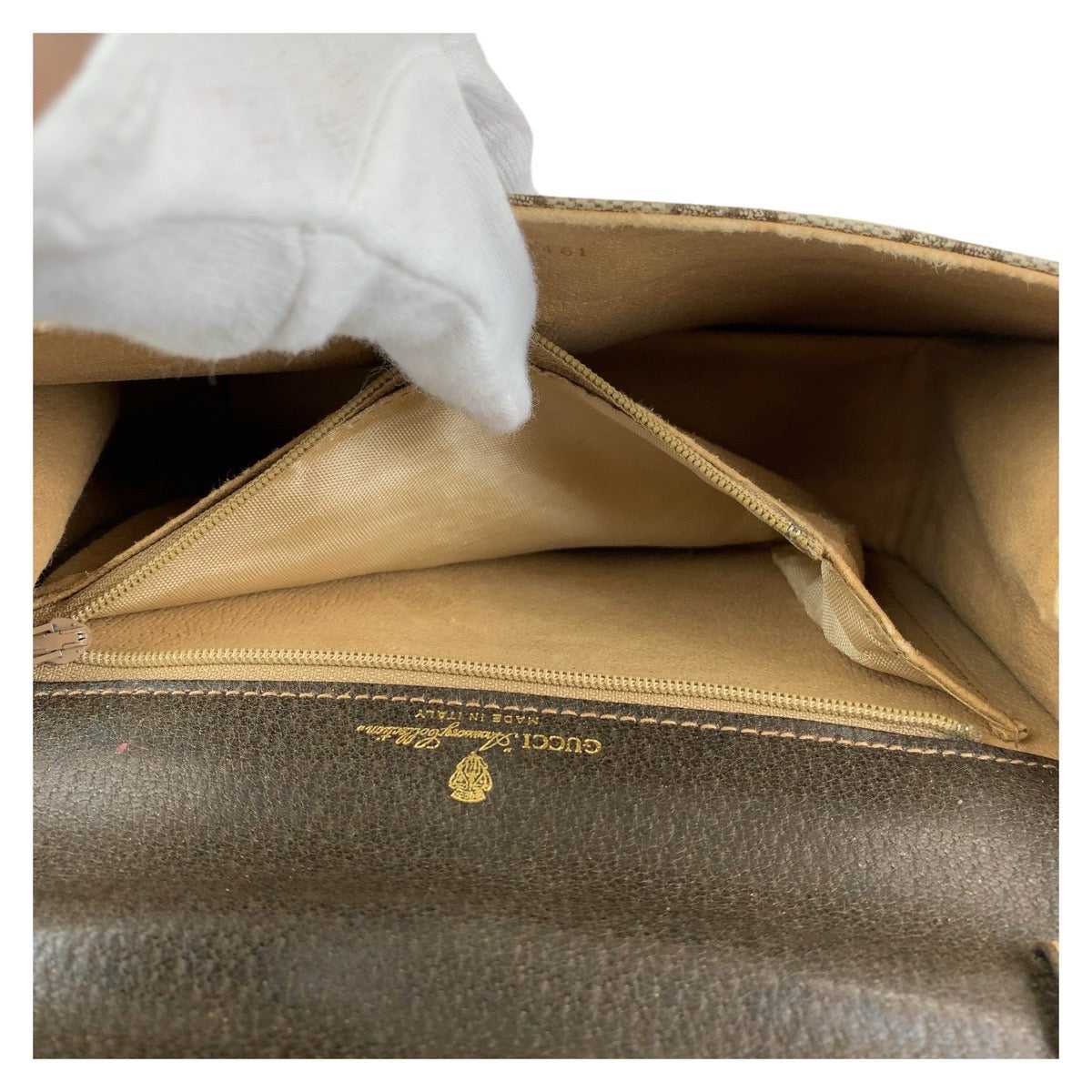 13834
GUCCI グッチ シェリーライン オールドグッチ ブラウン ゴールド金具 GGスプリームキャンバス / レザー 66 001 4461 クラッチバッグ セカンドバッグ  レディース