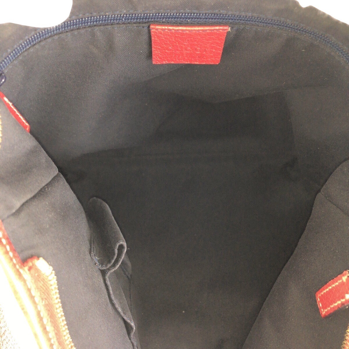14289
GUCCI グッチ アビー ネイビー レッド ゴールド金具 GGキャンバス / レザー 131326 斜め掛け シャルダーバッグ  レディース