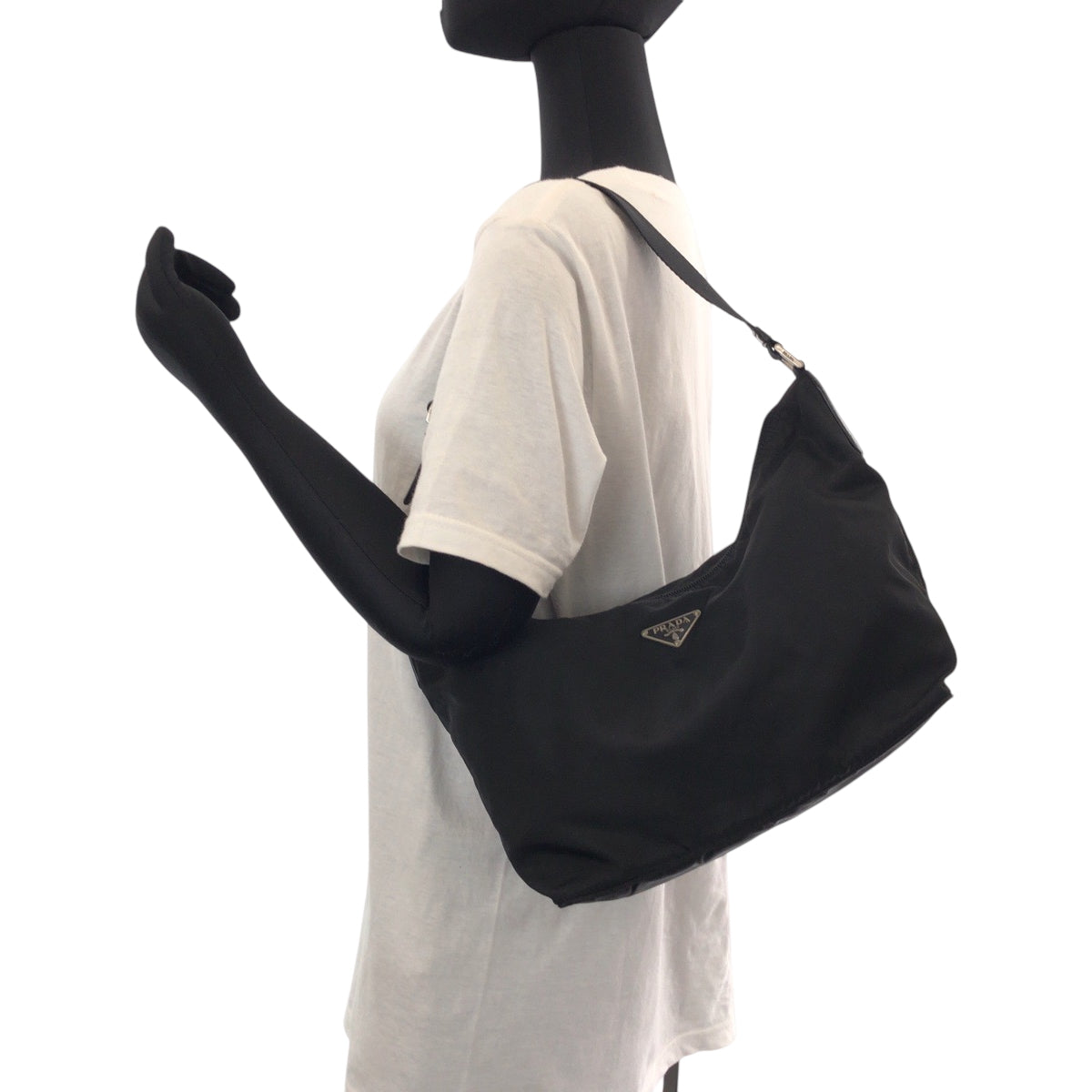 14310
PRADA プラダ テスート 三角ロゴプレート ブラック 黒 シルバー金具 ナイロン BR1096 ホーボー ショルダーバッグ  レディース