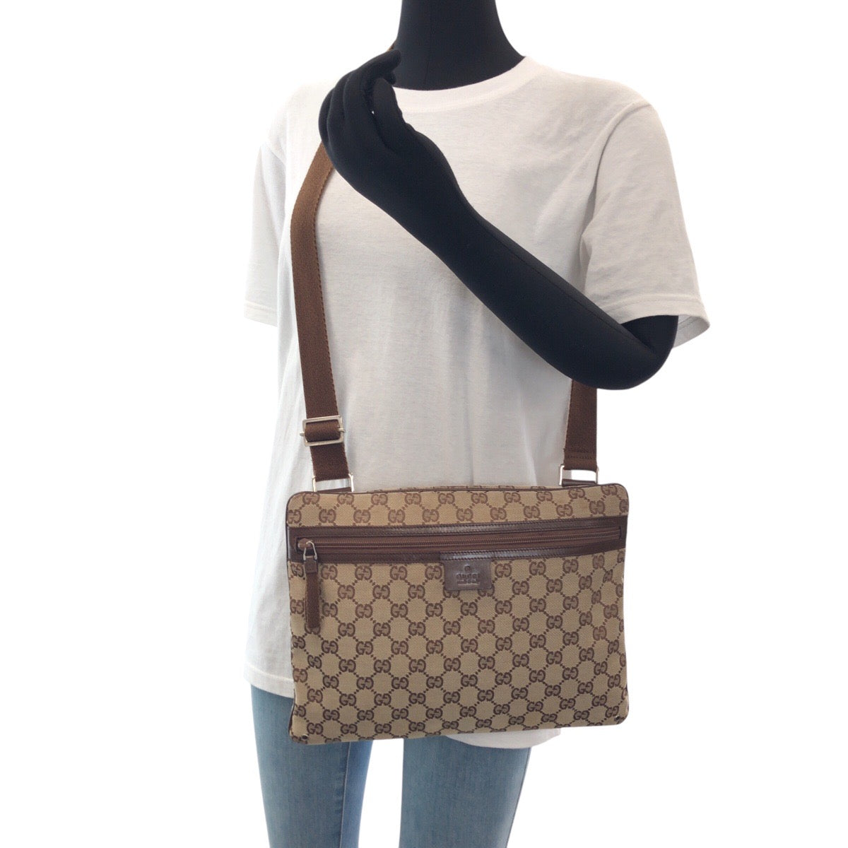 14336
GUCCI グッチ ベージュ シルバー金具 GGキャンバス / レザー 90476 斜め掛け ショルダーバッグ 男女兼用  レディース