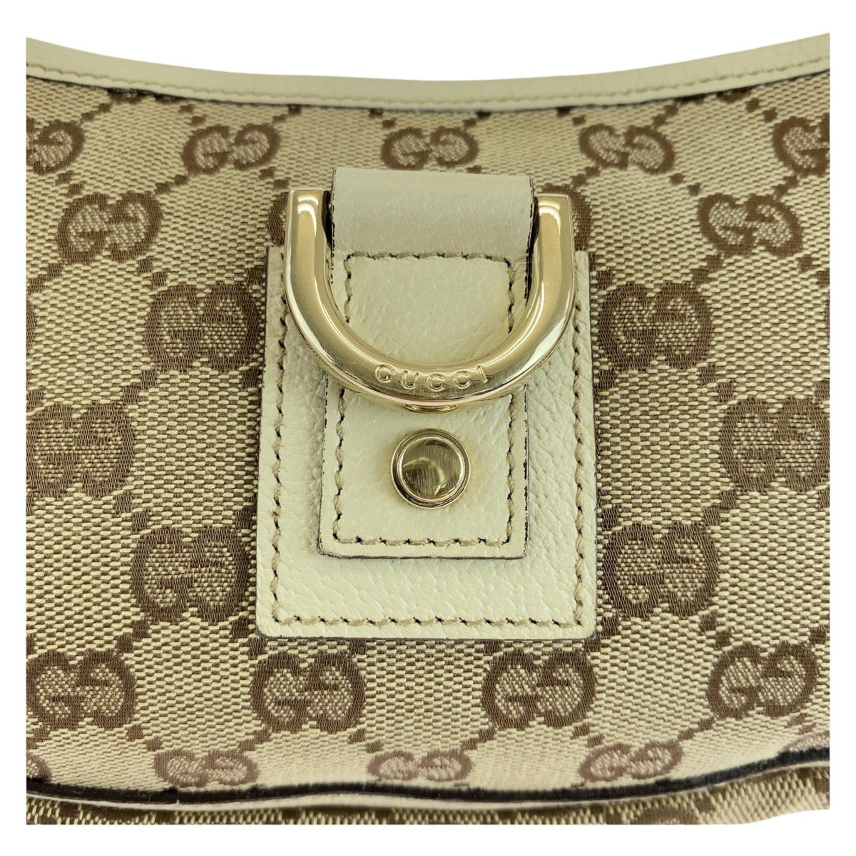 13859
GUCCI グッチ ベージュ ゴールド金具 GGキャンバス ショルダーバッグ アクセサリーポーチ  レディース