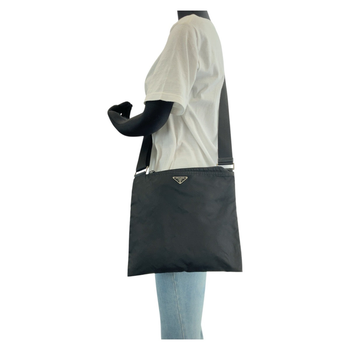 14356
PRADA プラダ テスート 三角ロゴプレート ブラック 黒 シルバー金具 ナイロン ショルダーバッグ ポシェット  レディース