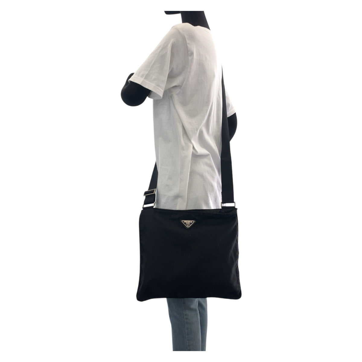 14365
PRADA プラダ テスート 三角ロゴプレート ブラック 黒 シルバー金具 ナイロン ショルダーバッグ ポシェット  メンズ
