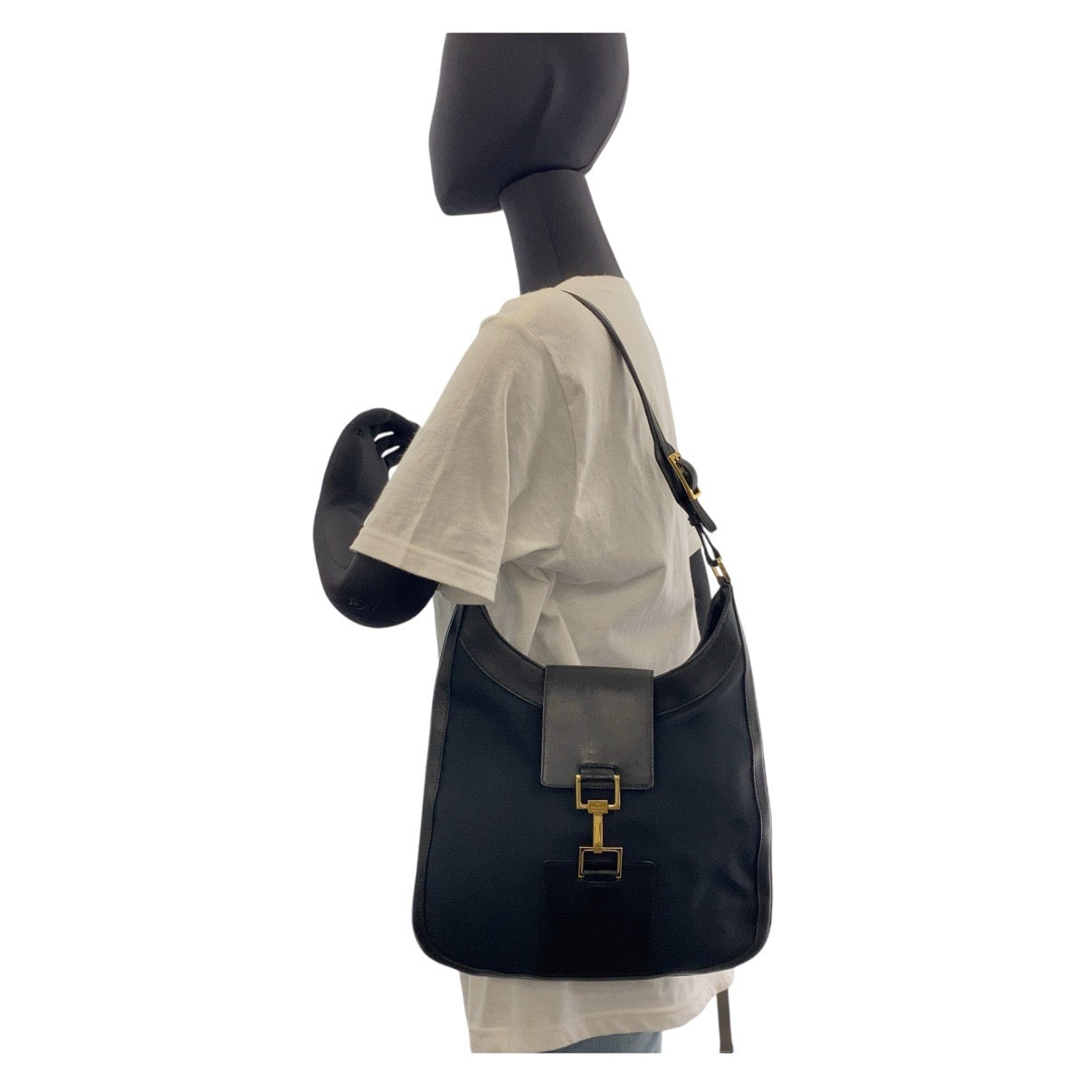 13872
GUCCI グッチ ブラック 黒 ゴールド金具 GGキャンバス 001 4129 ホーボー ショルダーバッグ  レディース
