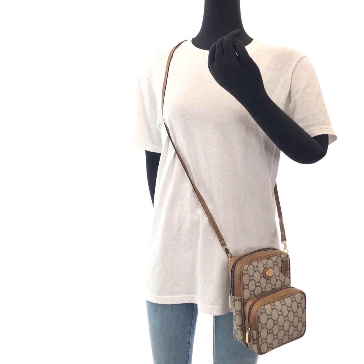 14371
GUCCI グッチ ヴィンテージ GUCCIプラス ベージュ ゴールド金具 GGスプリームキャンバス / レザー 斜め掛け ショルダーバッグ  レディース AB17