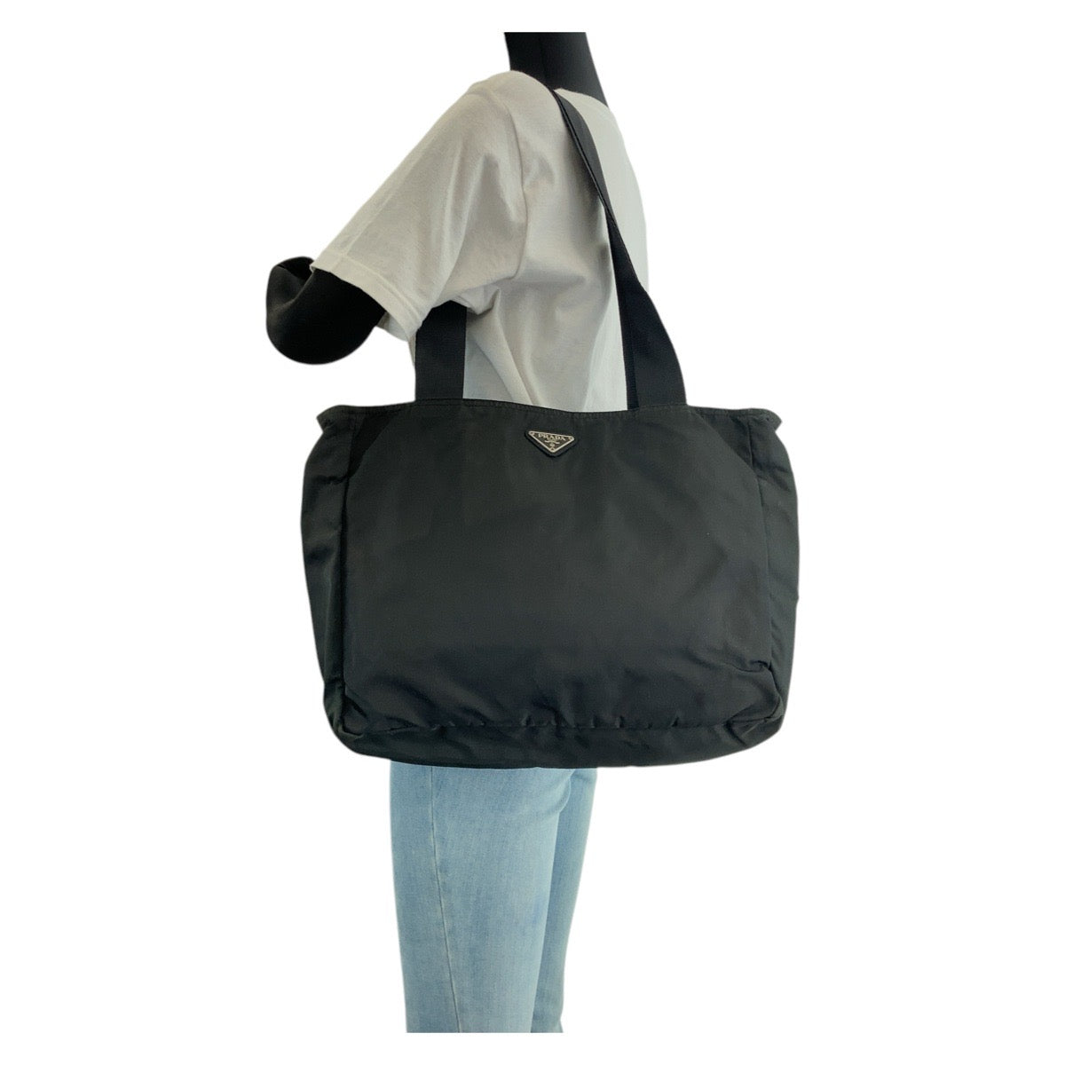 14402
PRADA プラダ テスート 三角ロゴプレート ブラック 黒 シルバー金具 ナイロン トートバッグ ショルダーバッグ  レディース
