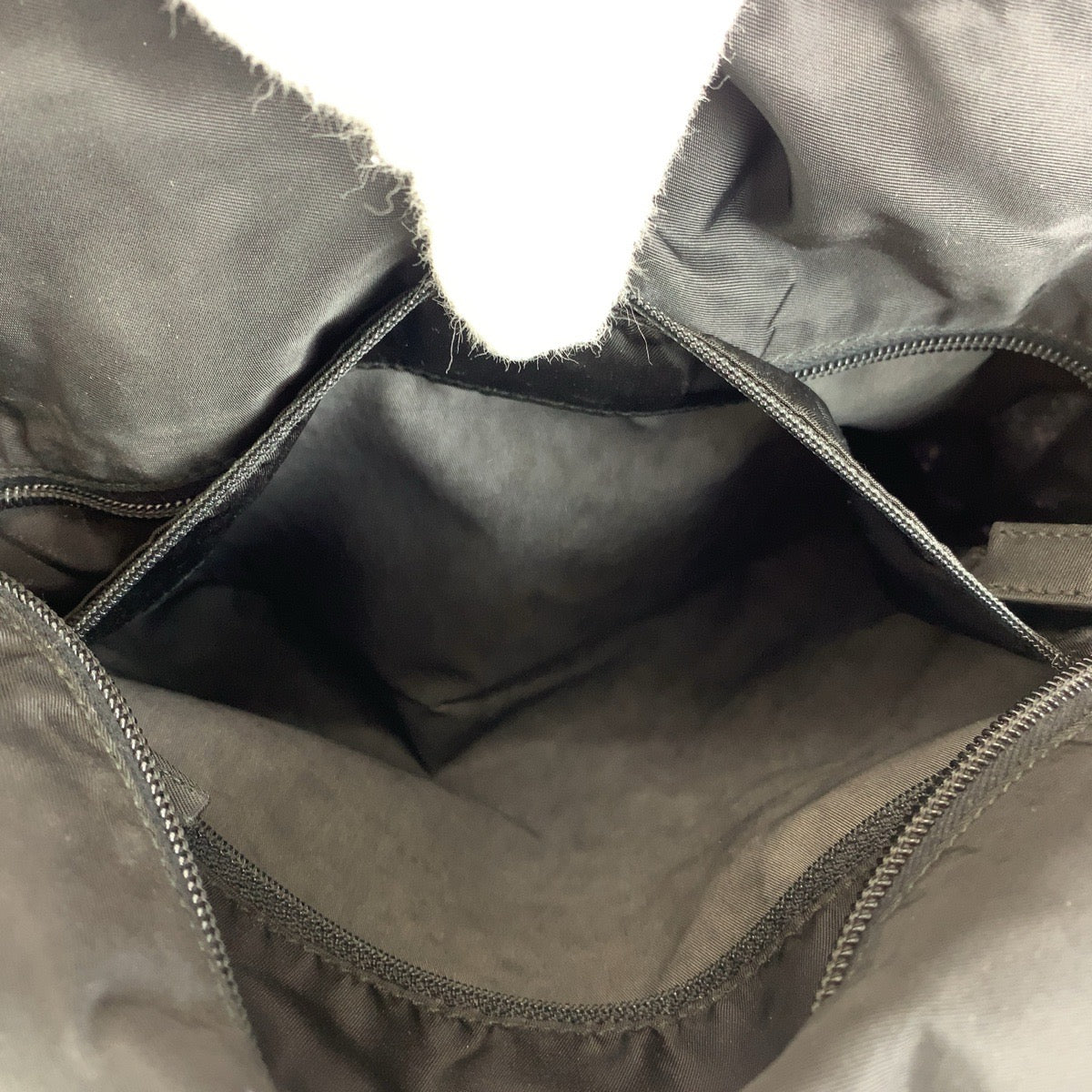 14448
PRADA プラダ テスート 三角ロゴプレート ブラック 黒 シルバー金具 ナイロン / レザー トートバッグ ショルダーバッグ  レディース