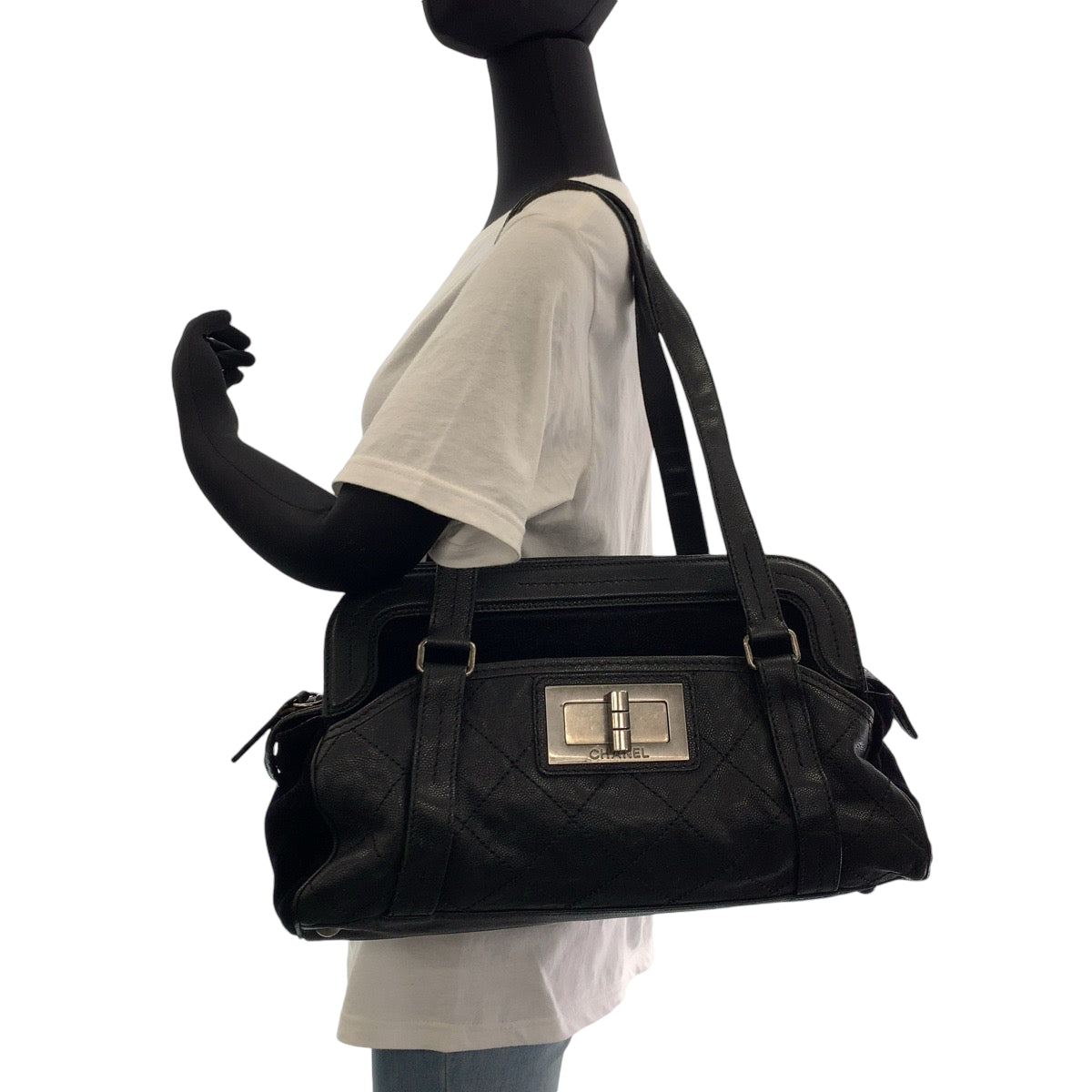 13934
CHANEL シャネル 2.55 マトラッセ ブラック 黒 シルバー金具 キャビアスキン ショルダーバッグ ハンドバッグ  レディース