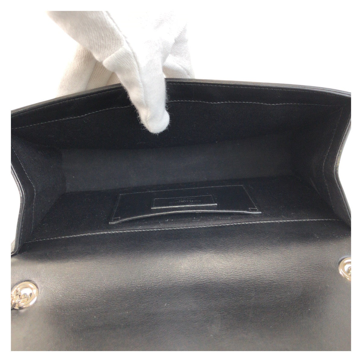 13942
SAINT LAURENT PARIS サンローランパリ YSL クラシック ケイト スタッズ ブラック 黒 シルバー金具 レザー 斜め掛け ショルダーバッグ  レディース