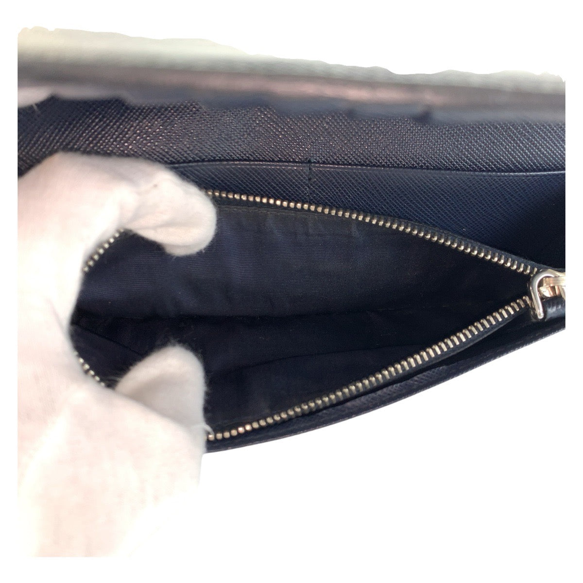 13949
PRADA プラダ サフィアーノ ブラック 黒 シルバー金具 レザー 長財布 ロングウォレット  メンズ