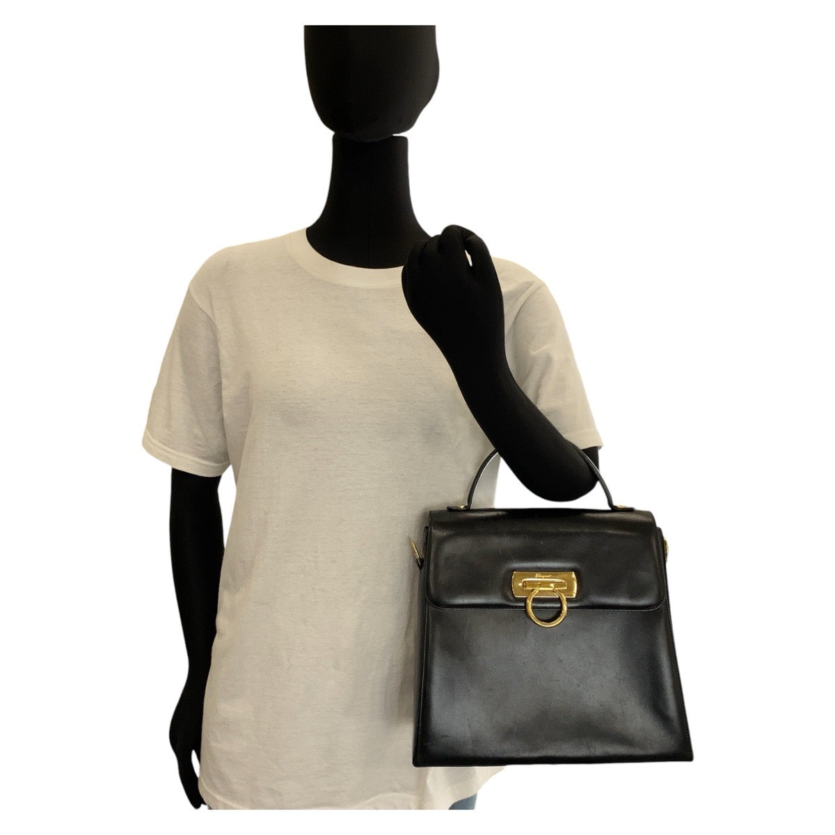 14467
Salvatore Ferragamo サルヴァトーレフェラガモ ヴィンテージ ガンチーニ ブラック 黒 ゴールド金具 レザー ハンドバッグ  レディース