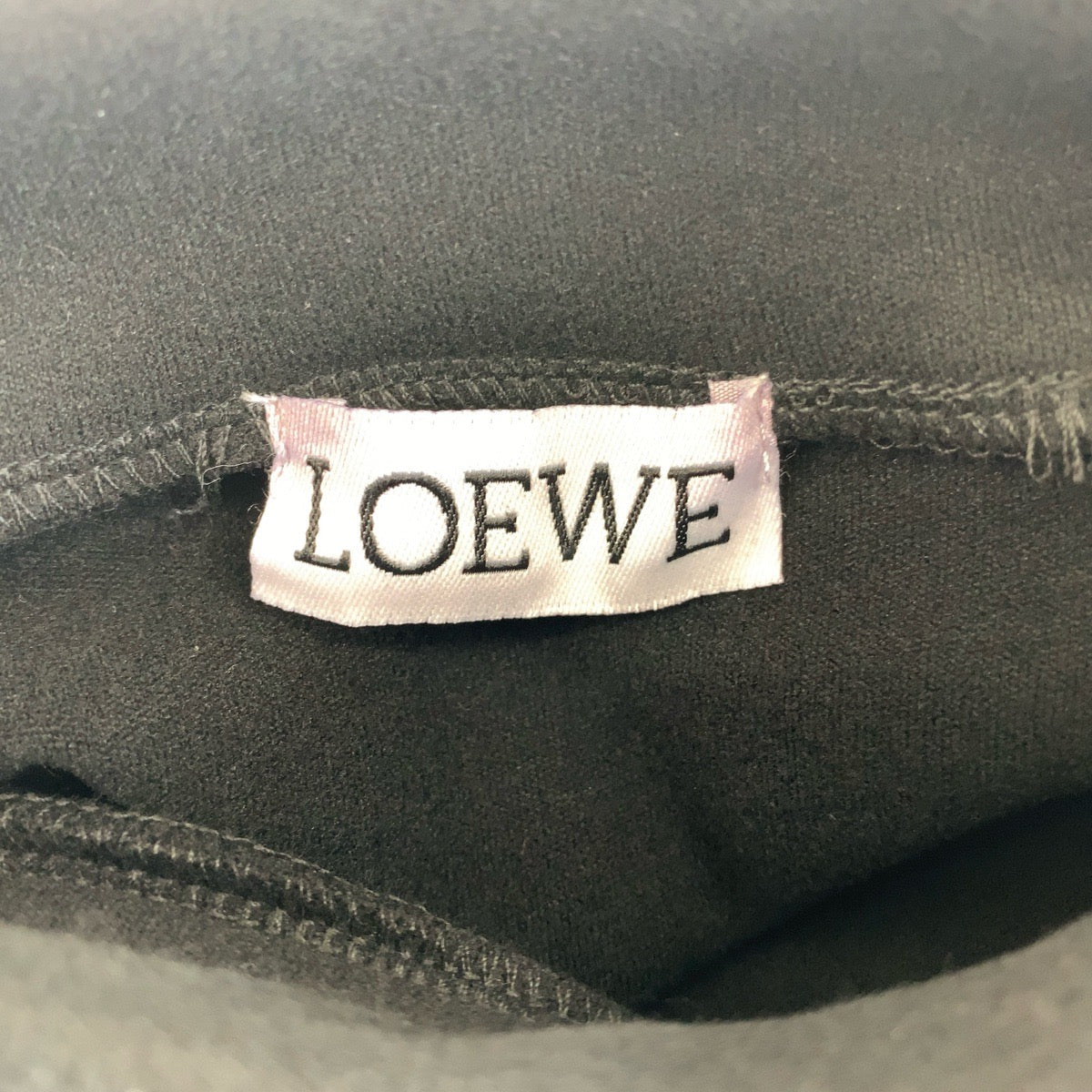 13979
LOEWE ロエベ アナグラム サイズM ブラック 黒 コットン トップス ハイネックトップス  レディース