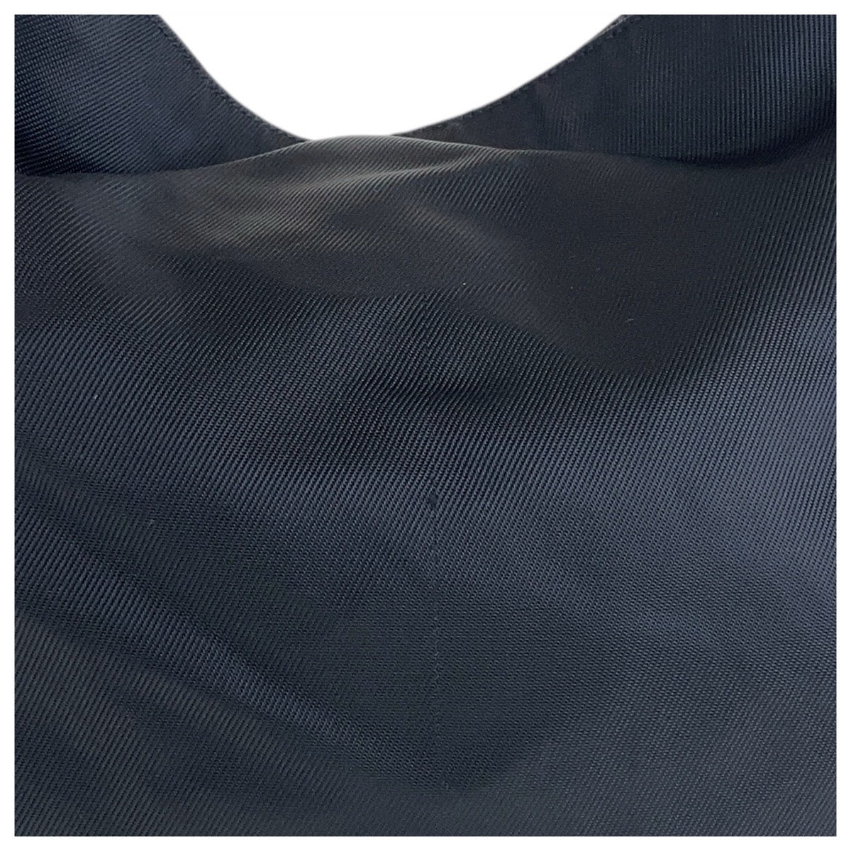 13985
GUCCI グッチ バンブー ブラック 黒 シルバー金具 ナイロン / バンブー 001 2058 1577 ショルダーバッグ  レディース