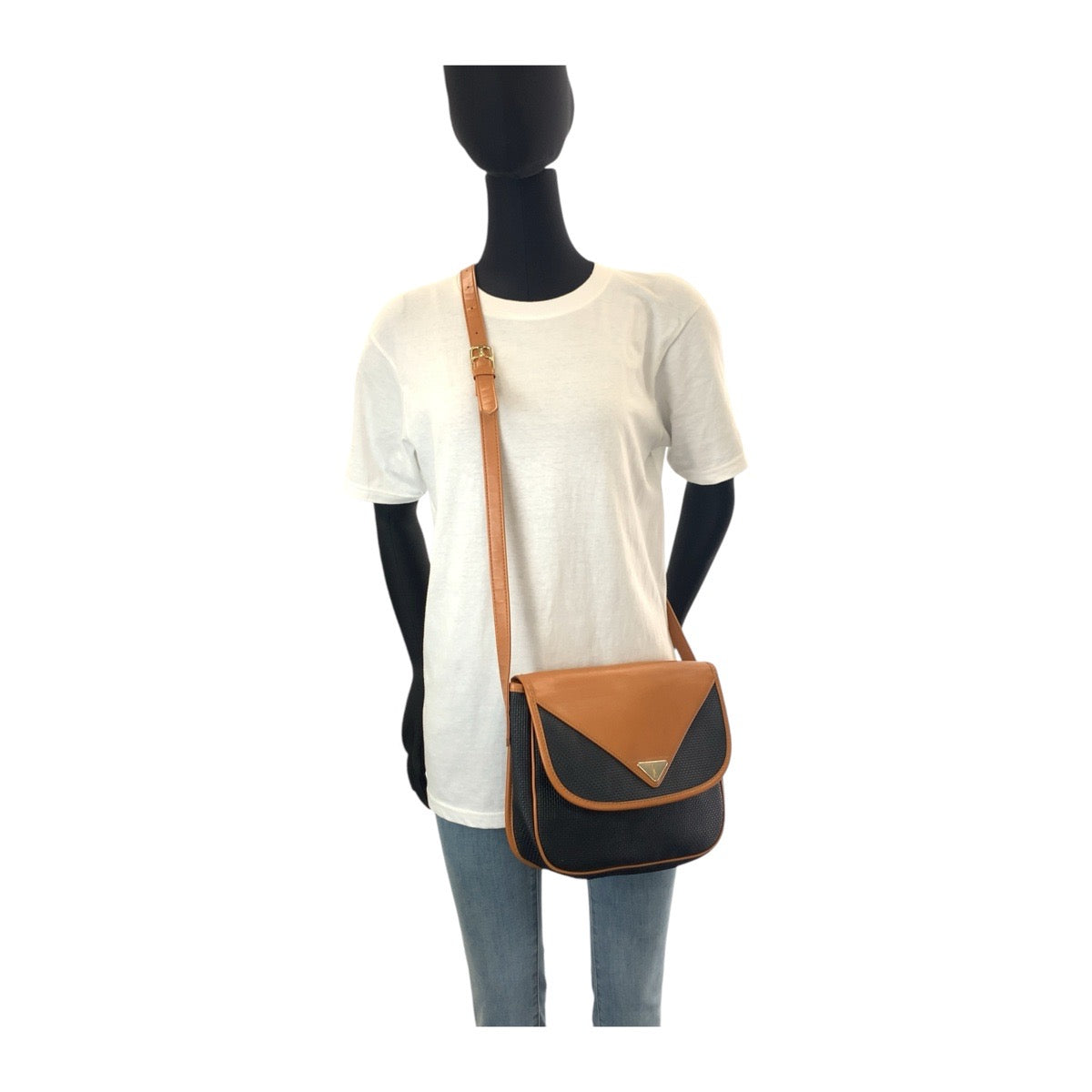 13988
YVES SAINT LAURENT イヴ サンローラン ヴィンテージ YSL ブラウン ネイビー ゴールド金具 PVC / レザー 斜め掛け ショルダーバッグ  レディース