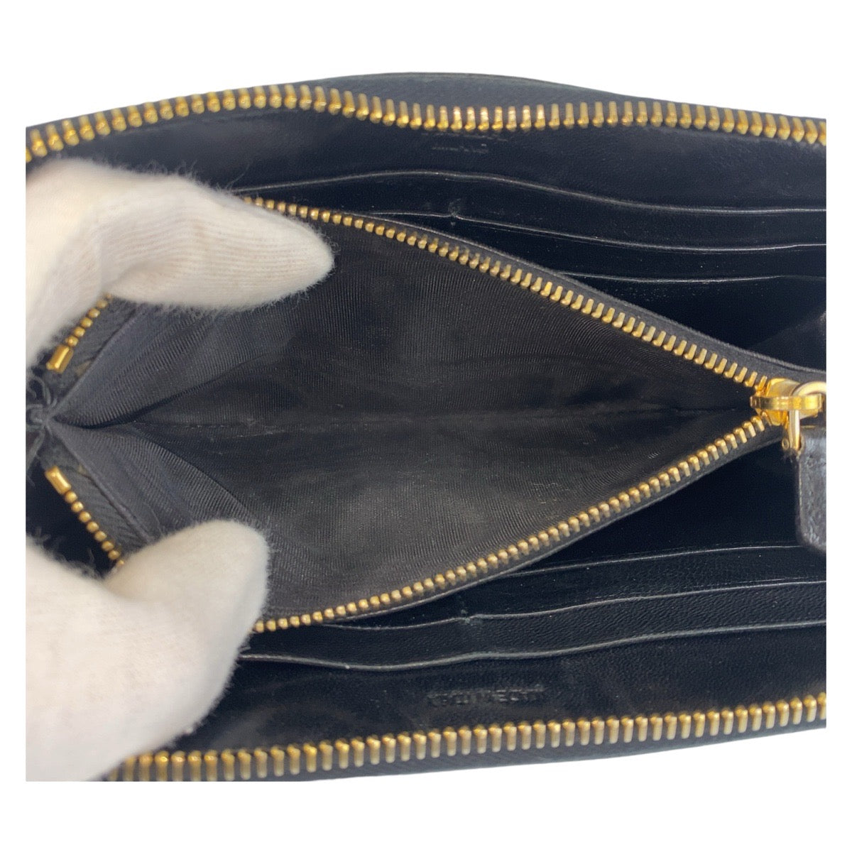 14528
PRADA プラダ リボン ブラック 黒 ゴールド金具 ナイロン 長財布 ロングウォレット  レディース ABP21