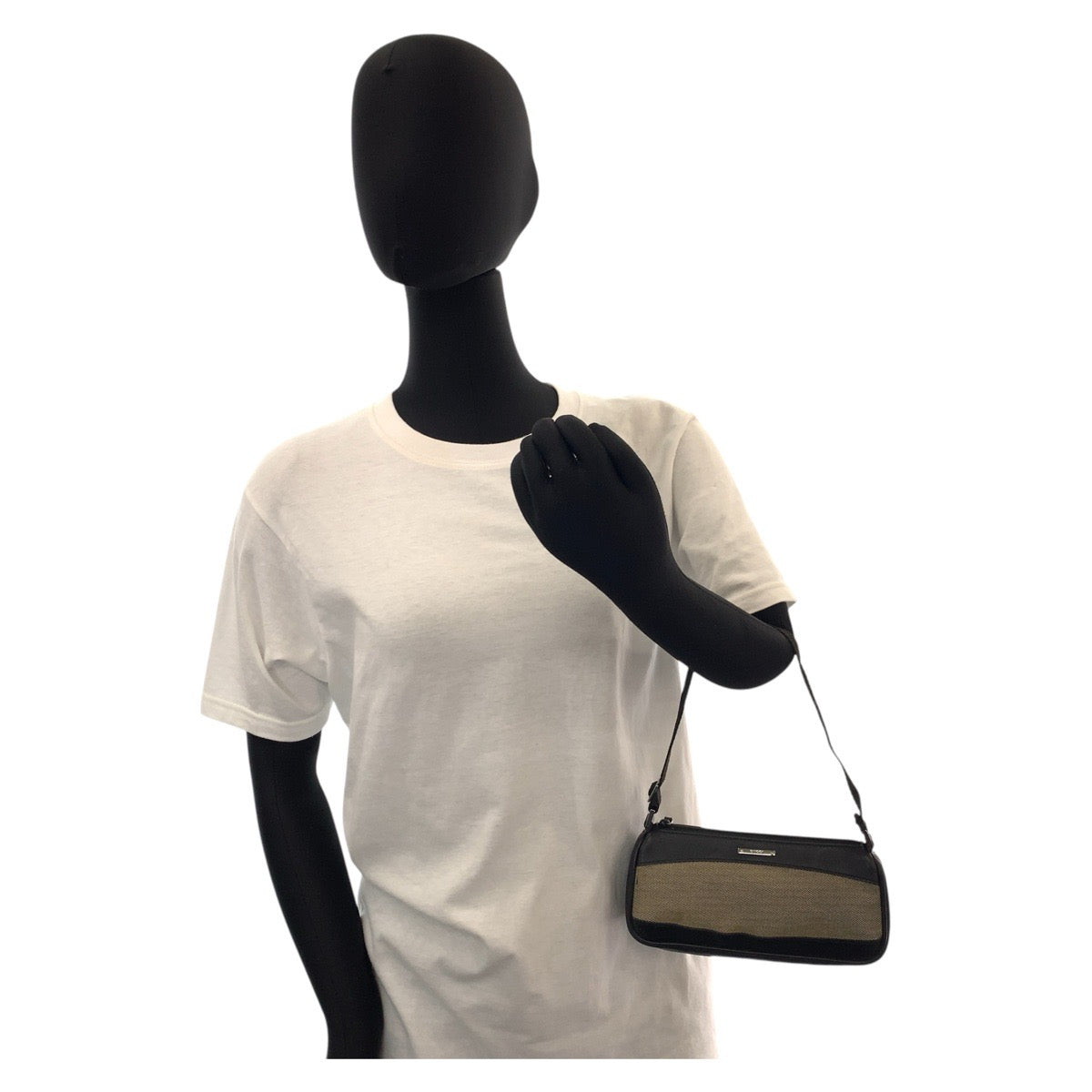 14549
GUCCI グッチ ブラウン ブラック 黒 シルバー金具 キャンバス / レザー 92820 ハンドバッグ アクセサリーポーチ  レディース