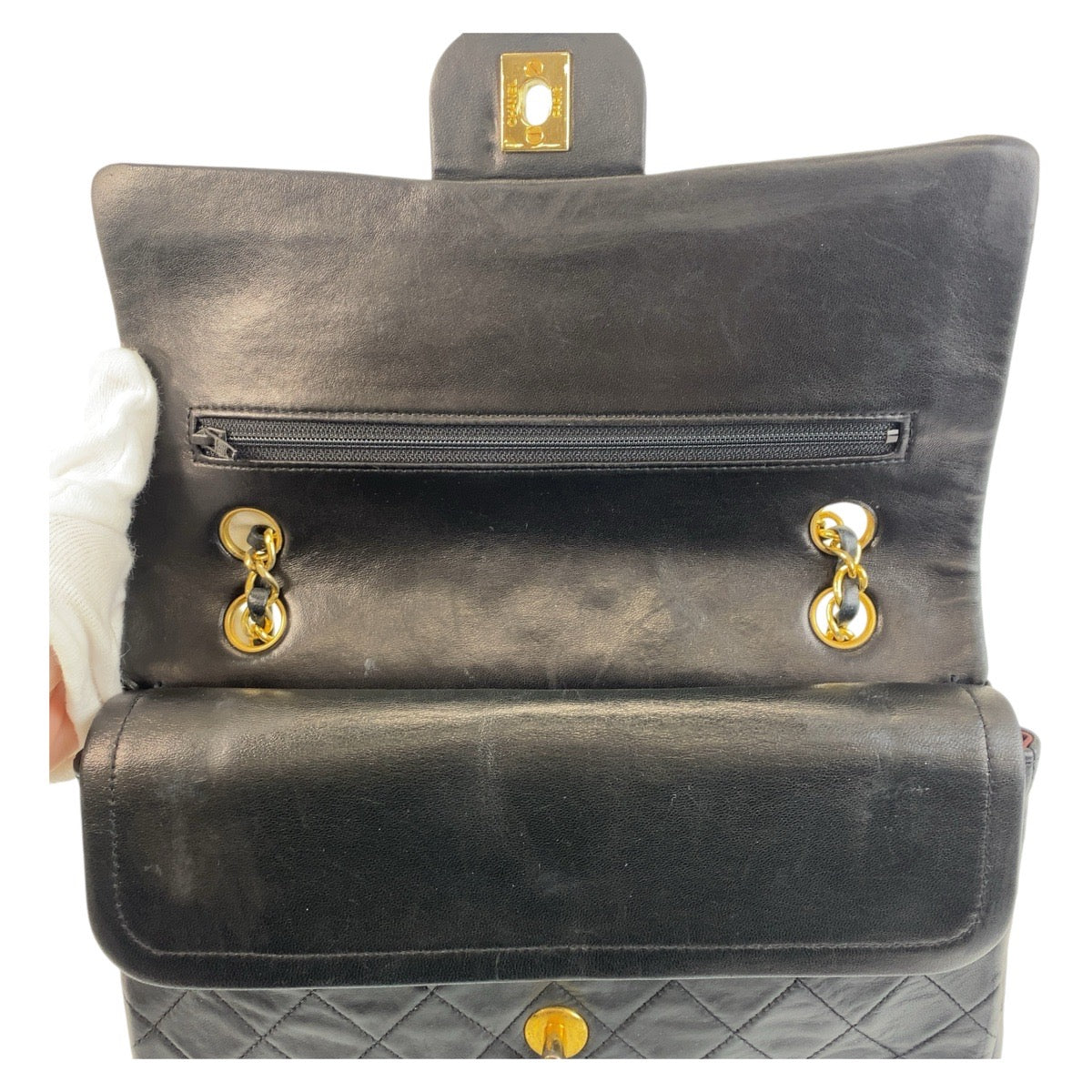 14551
CHANEL シャネル ヴィンテージ マトラッセ ダブルフラップ ココマーク ターンロック ブラック 黒 ゴールド金具 ラムスキン ショルダーバッグ チェーンショルダーバッグ  レディース